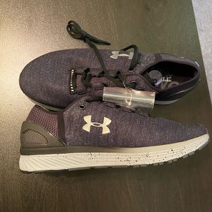 NWOT Under Armour Sneakers